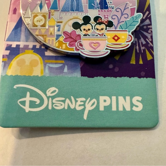 NWT. Mickey and Minnie Mouse with Tinker Bell Fantasyland Pin by Joey Chou. - Picture 4 of 11